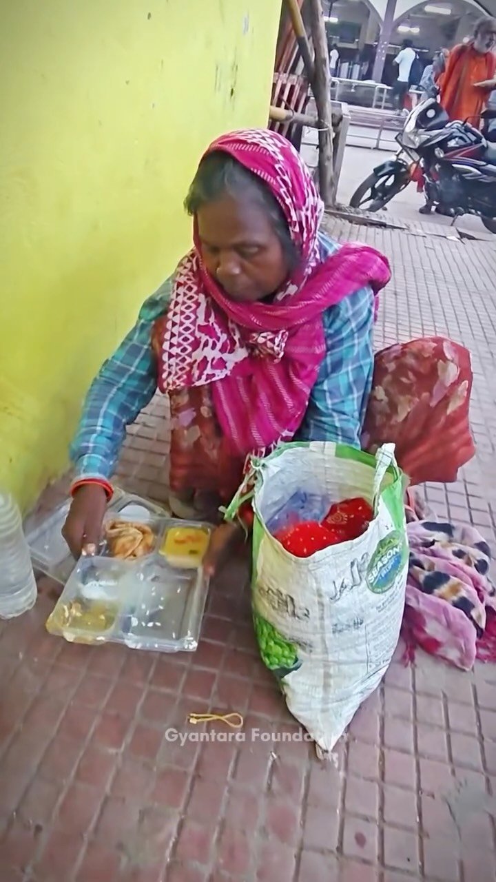 Community Food Distribution – Food To Needys